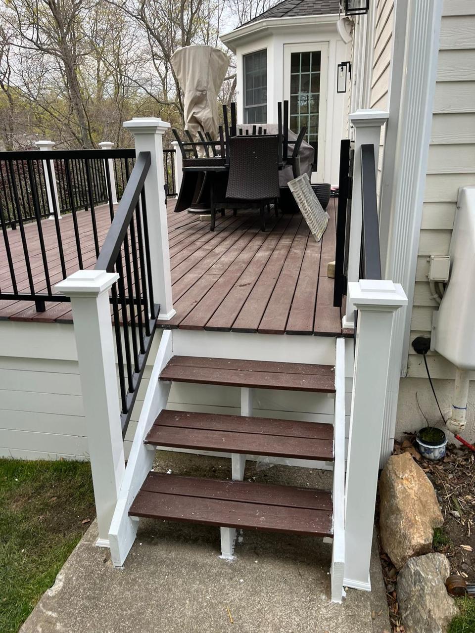 Elevated Porch - Image 14
